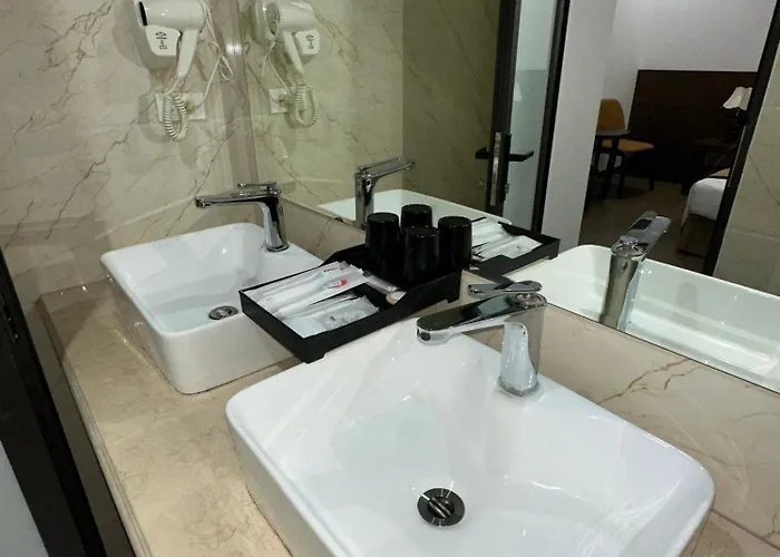 Hotel Vinh Khang Ha Long
