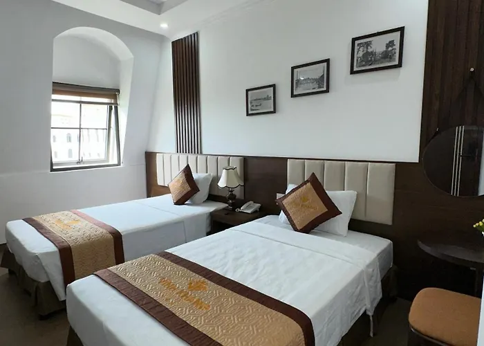 Hotel Vinh Khang 3*